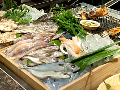 美味い肴と旨い酒 らくや